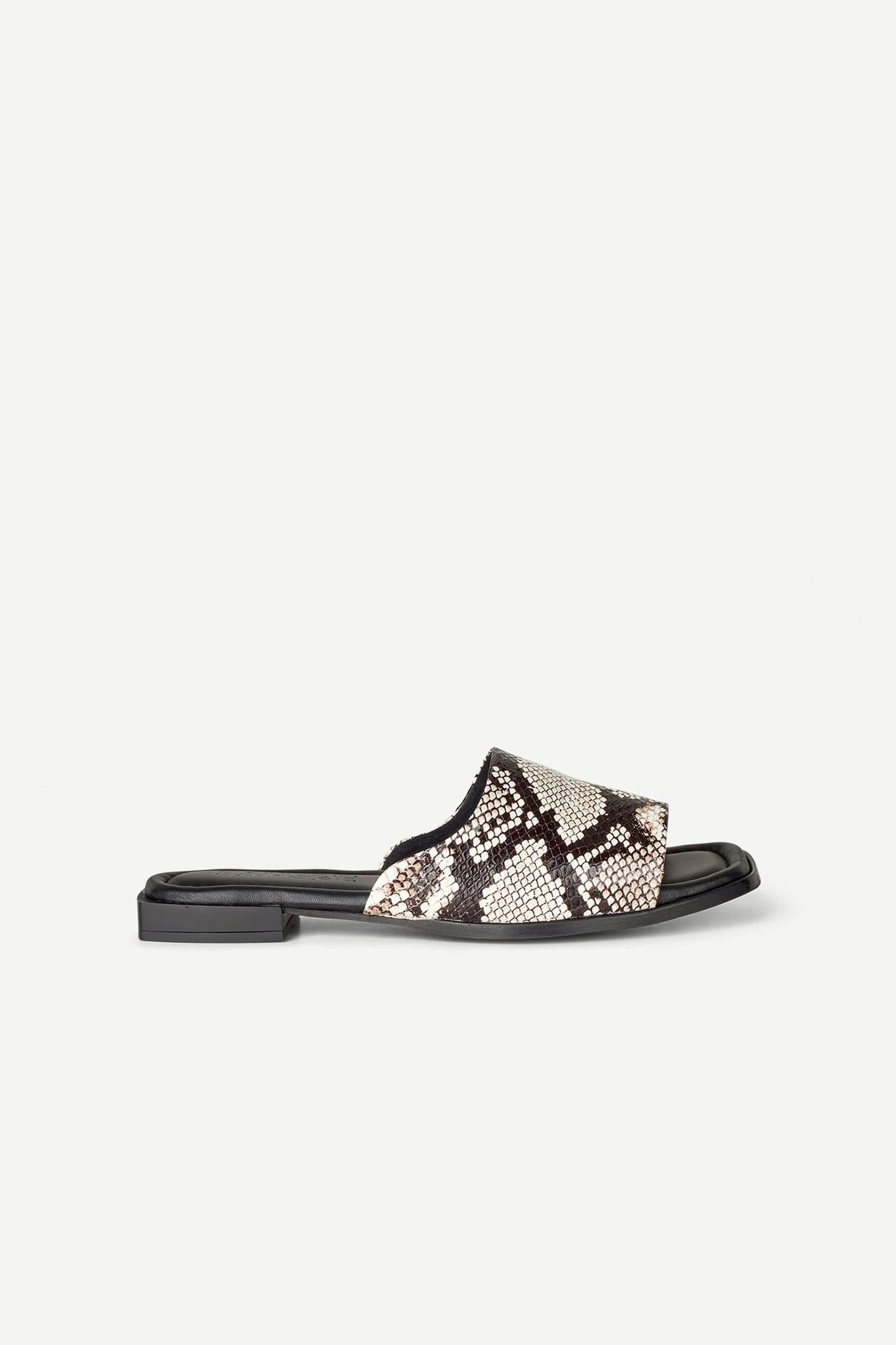 Saterza Sandals