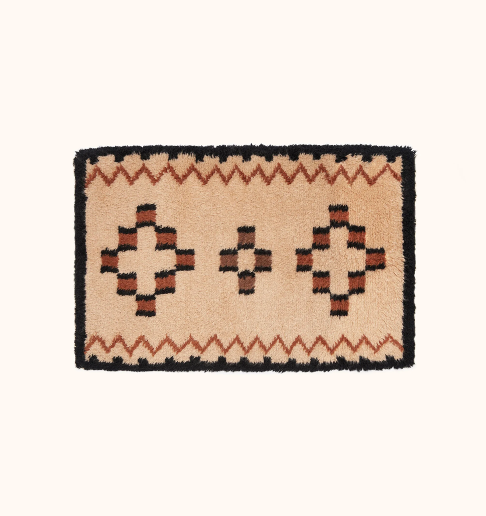 Carlota Rug