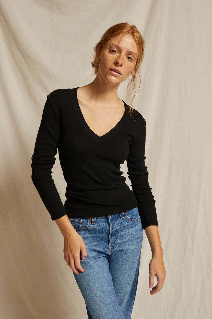 Viola V-Neck