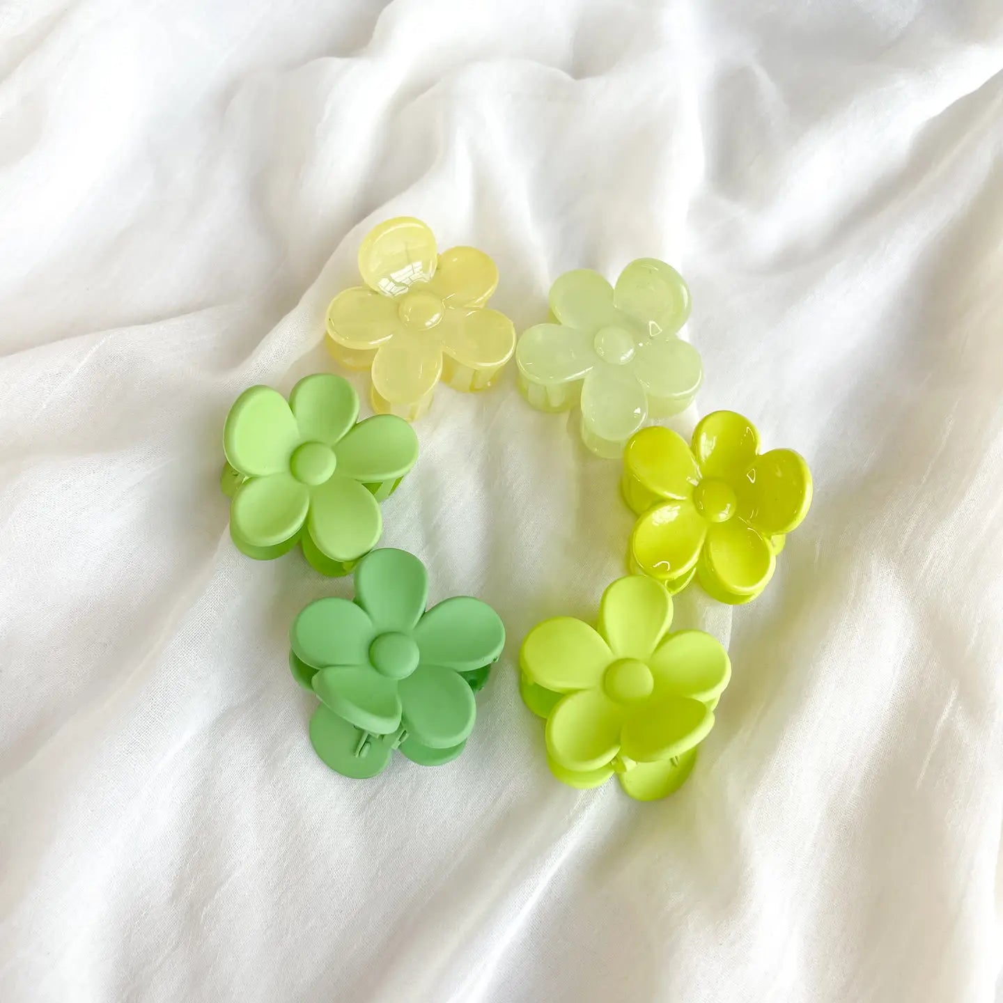 Mini Flower Claw Hair Clip