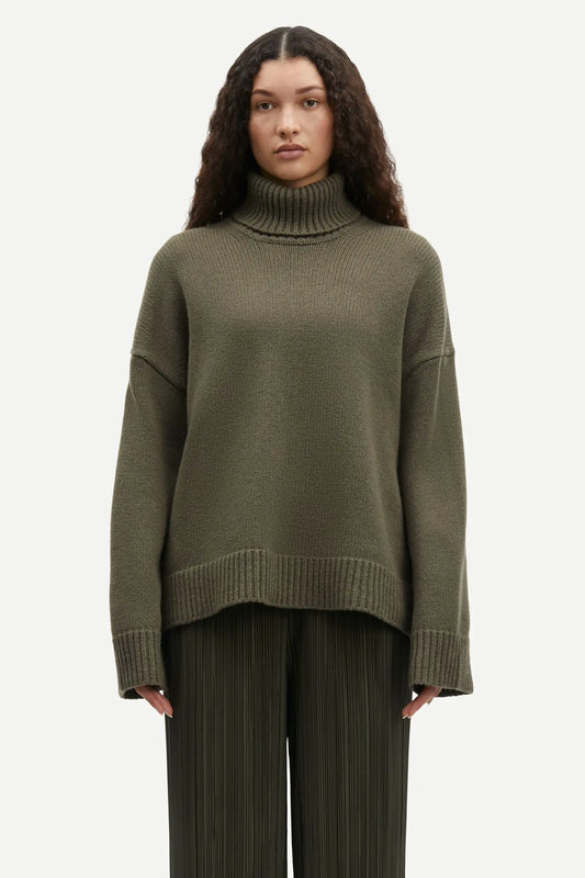 Keik Turtleneck