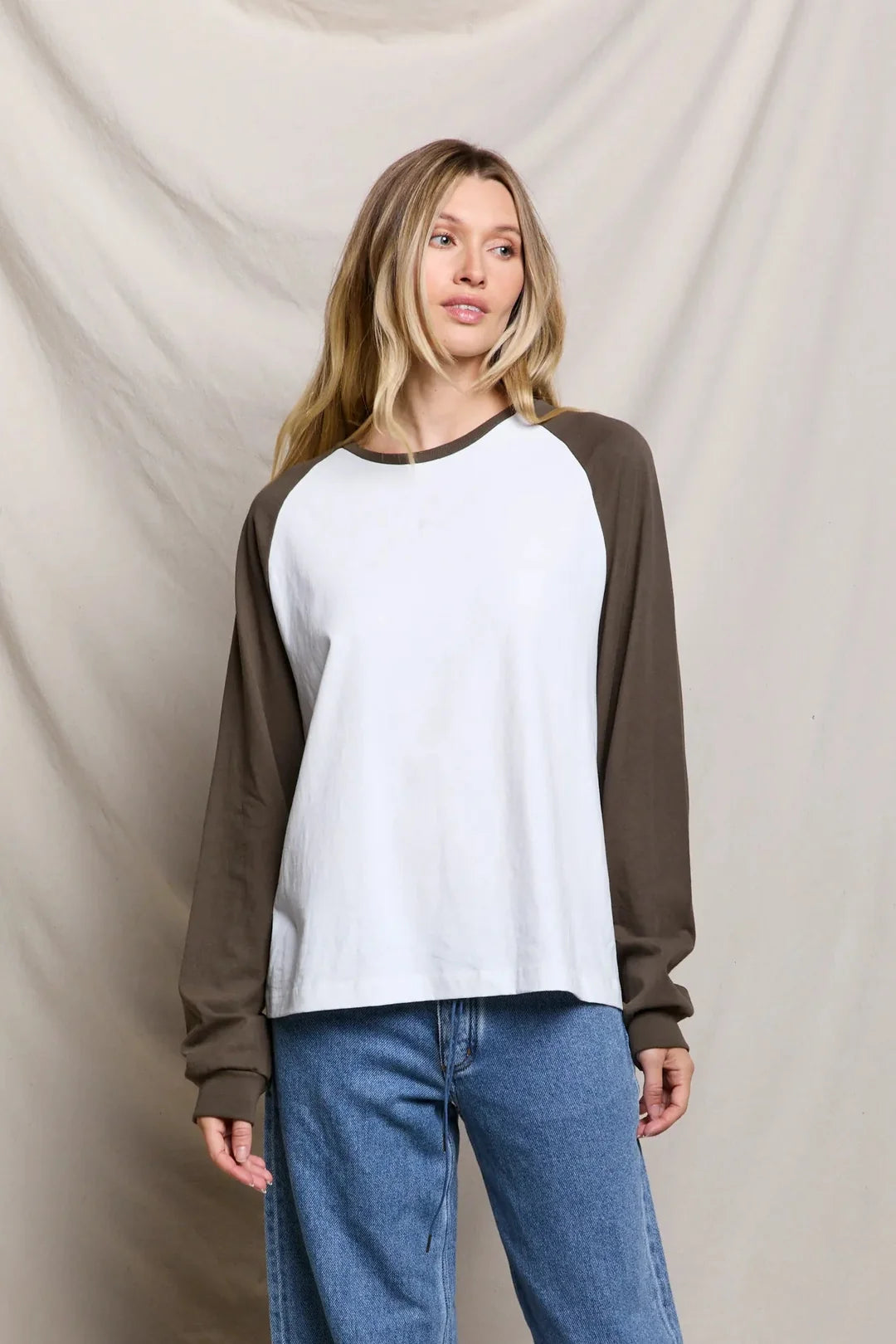 Jacky - Baseball Tee