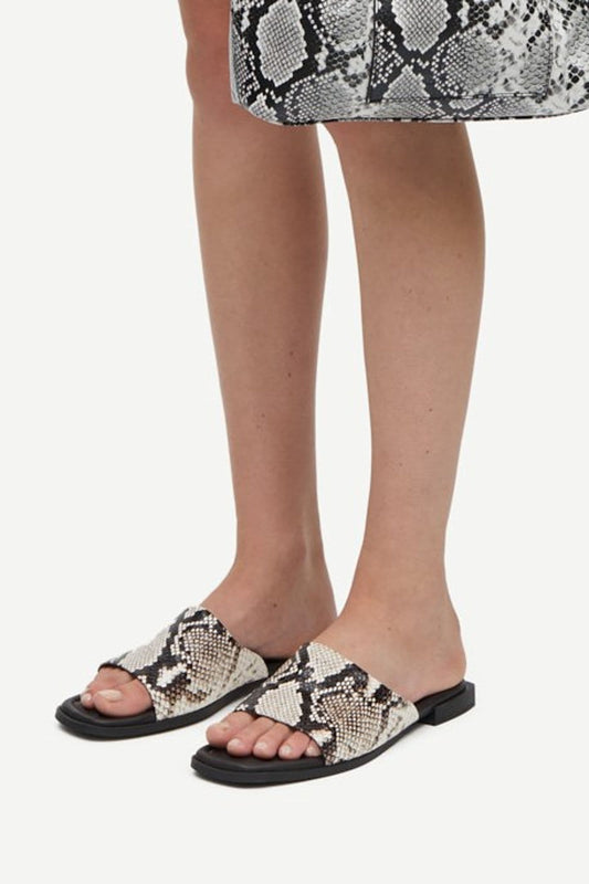 Saterza Sandals