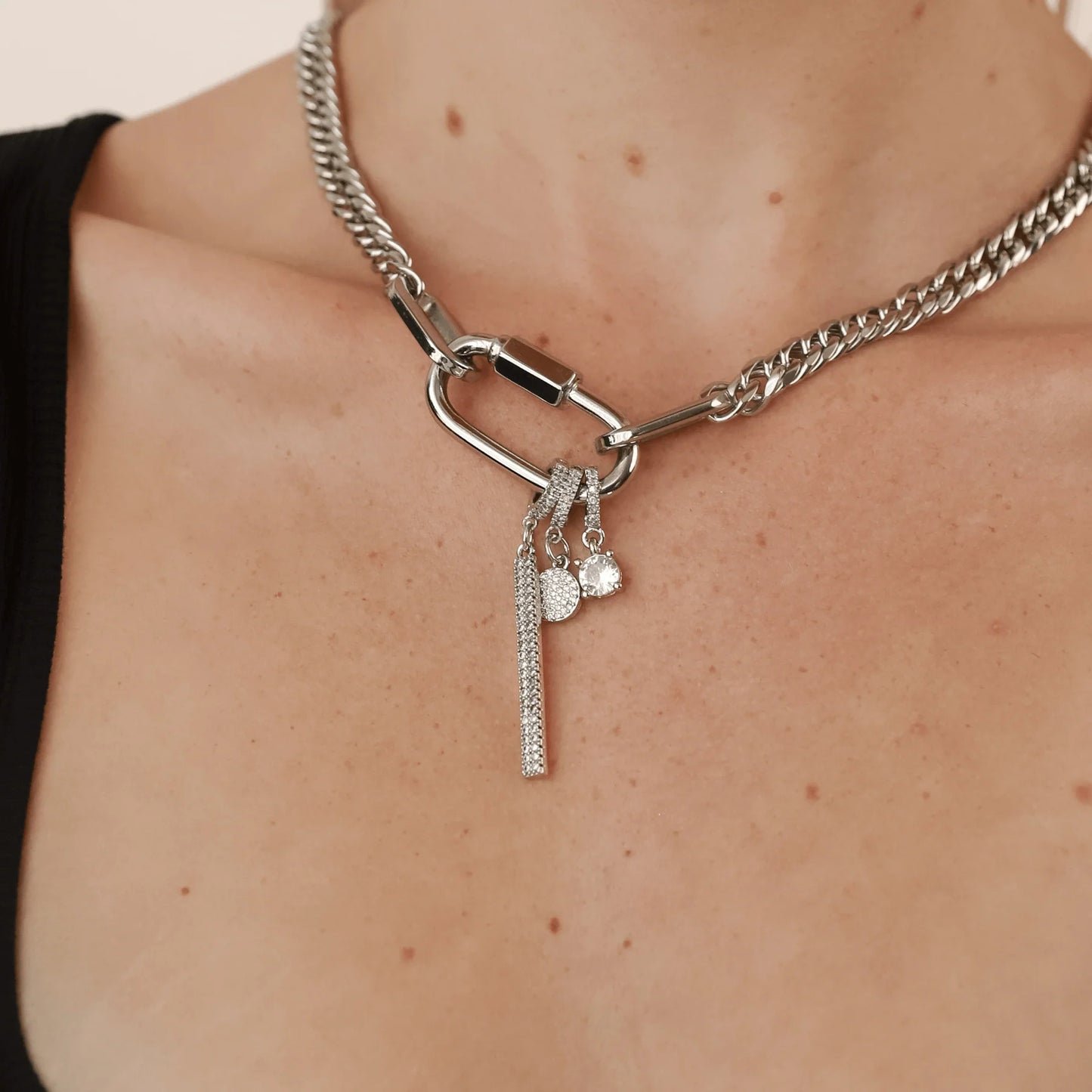 Anne Clip On Shine Necklace