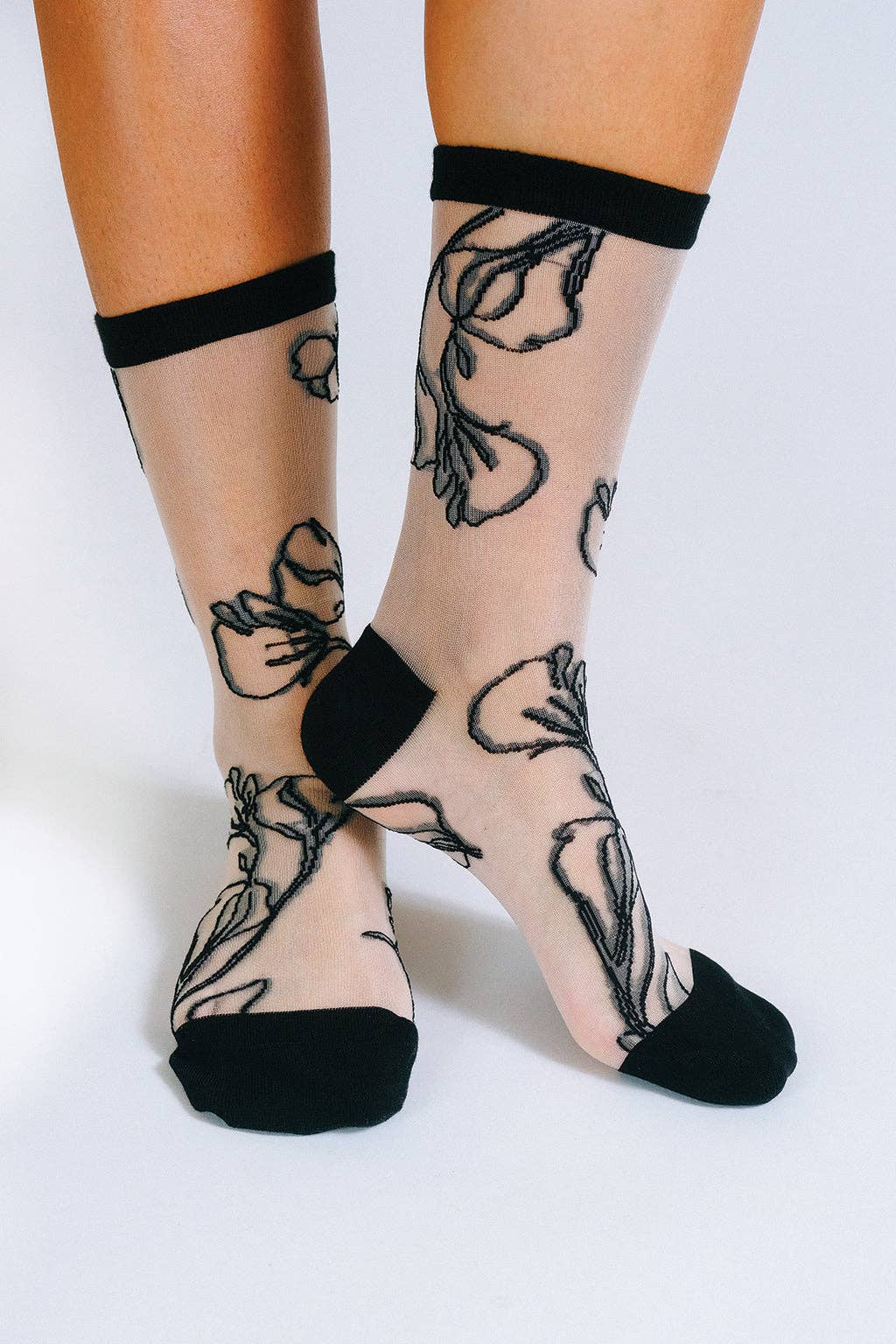Flower Sheer Ankle Sock