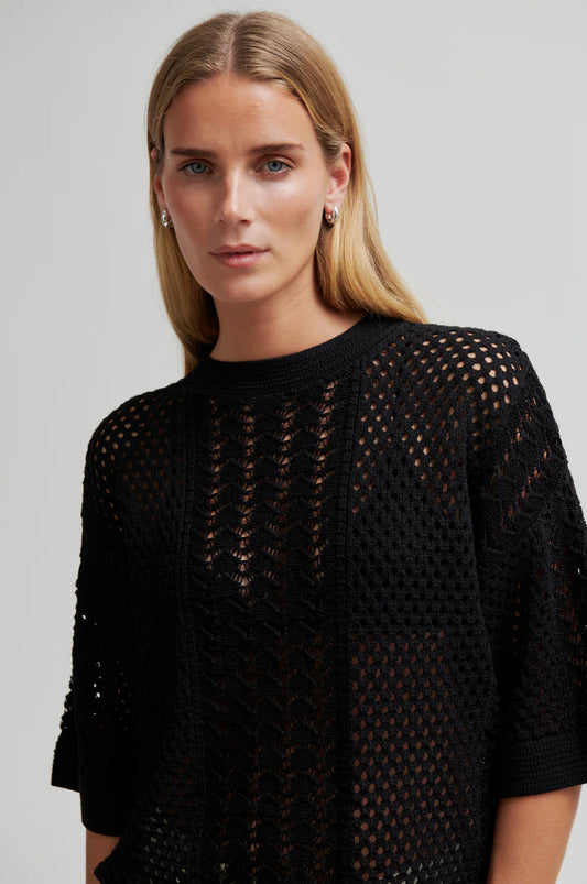 Deya Knit O-Neck