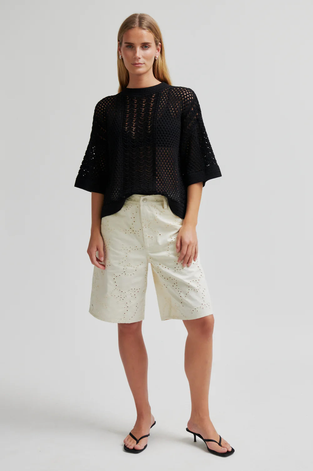 Deya Knit O-Neck