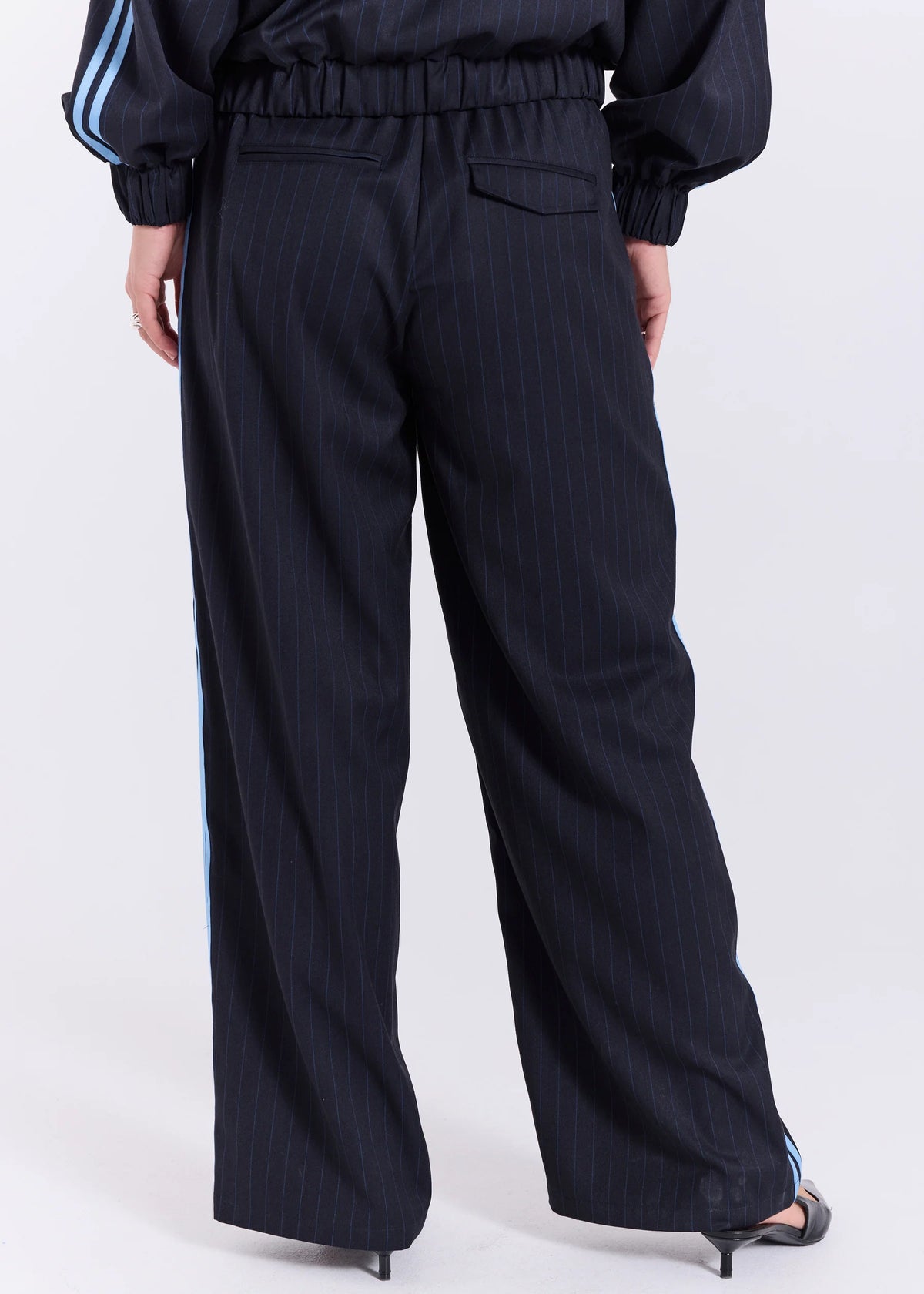 Billy Pants