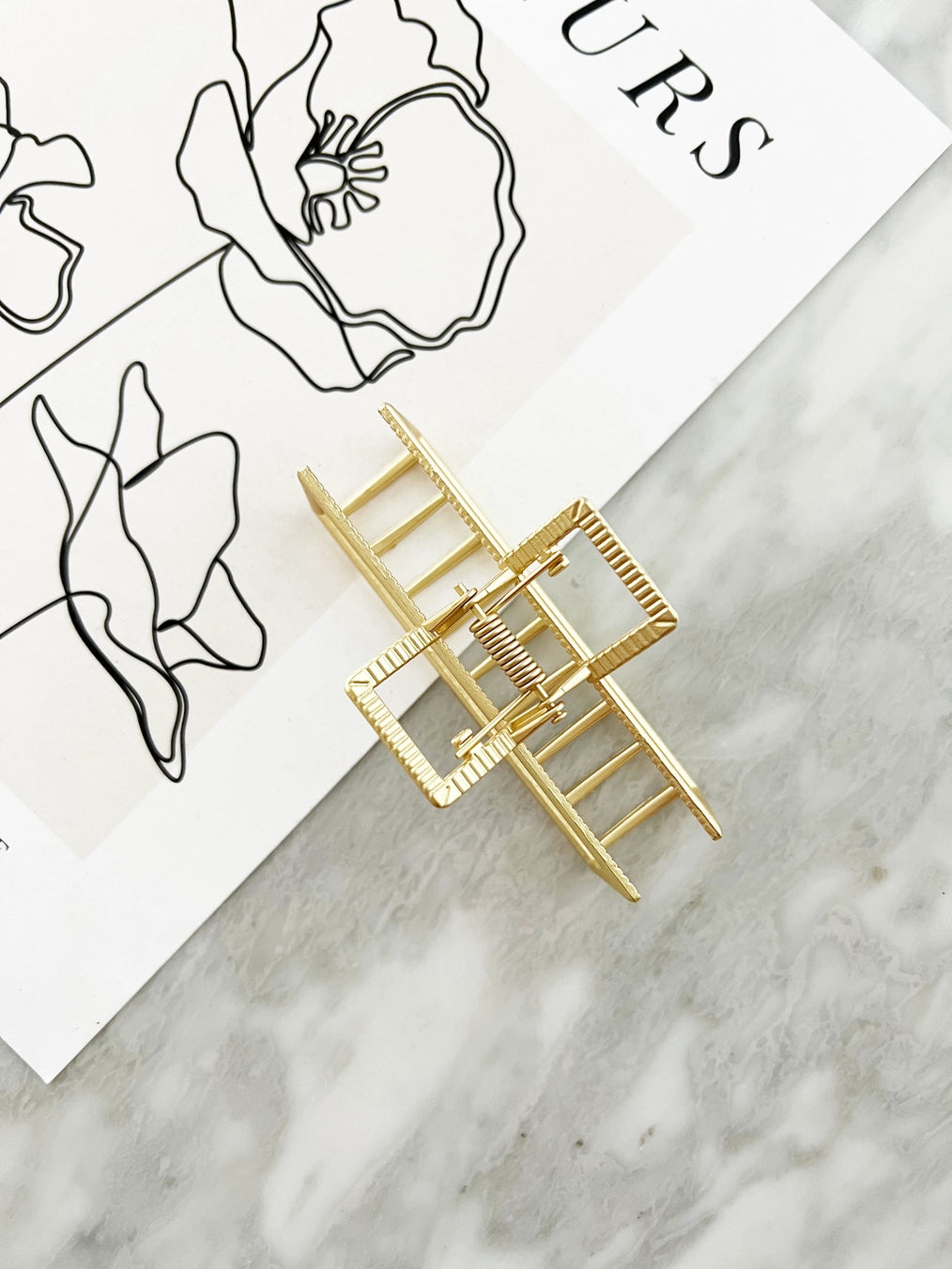 3.25" Gold Hair Clip