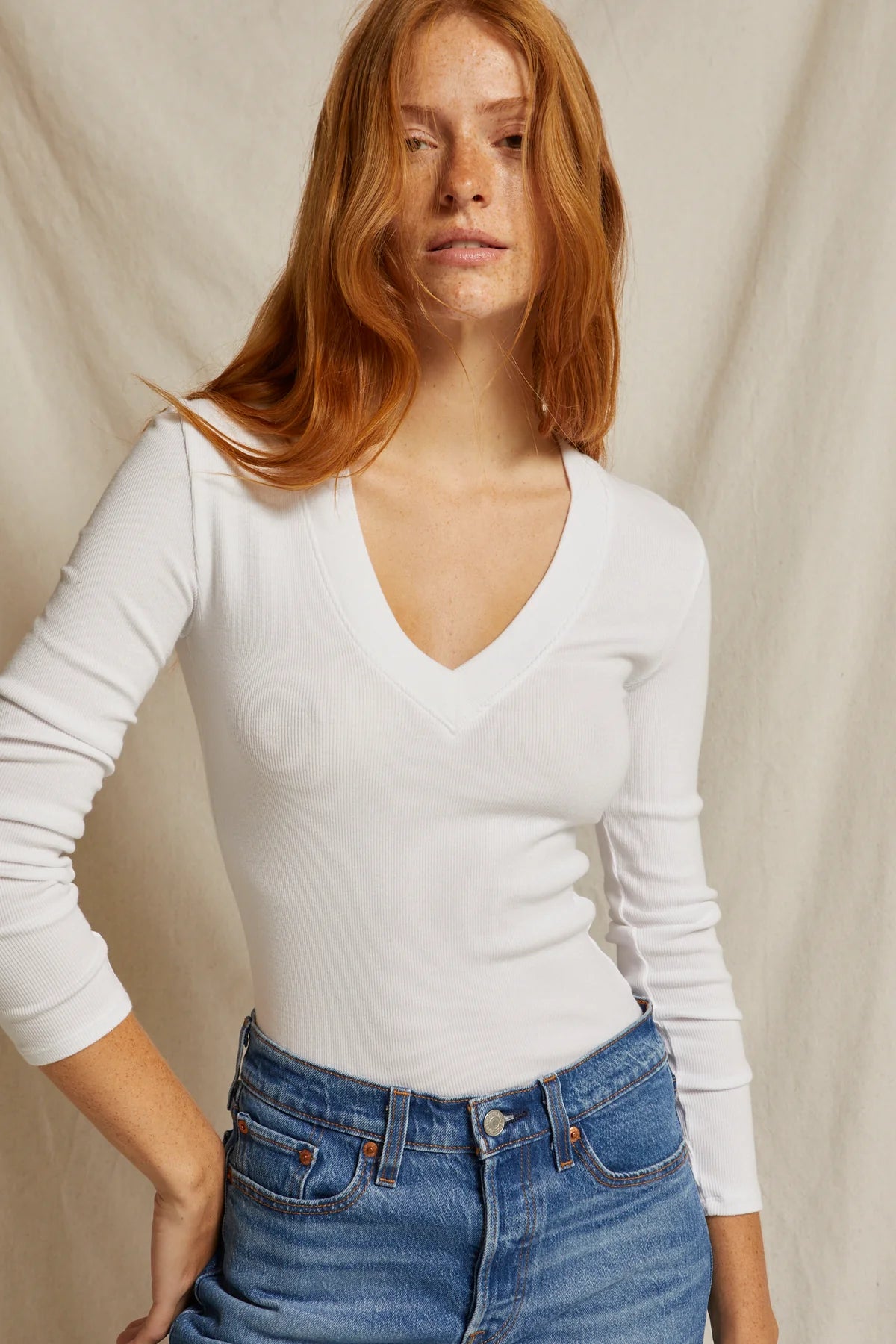 Viola V-Neck